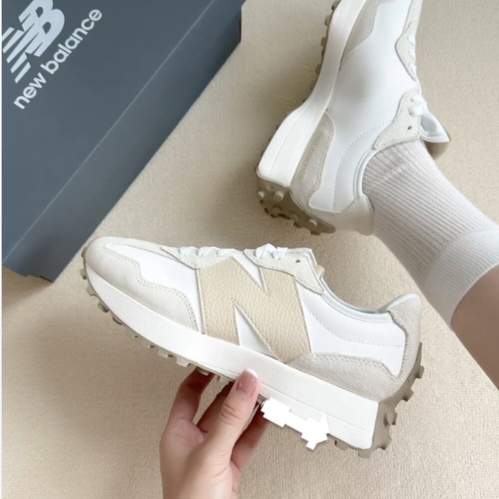 New Balance 327 Women Casual Sneakers Shoes Moonbeam Sandstone various sizes - Picture 11 of 11